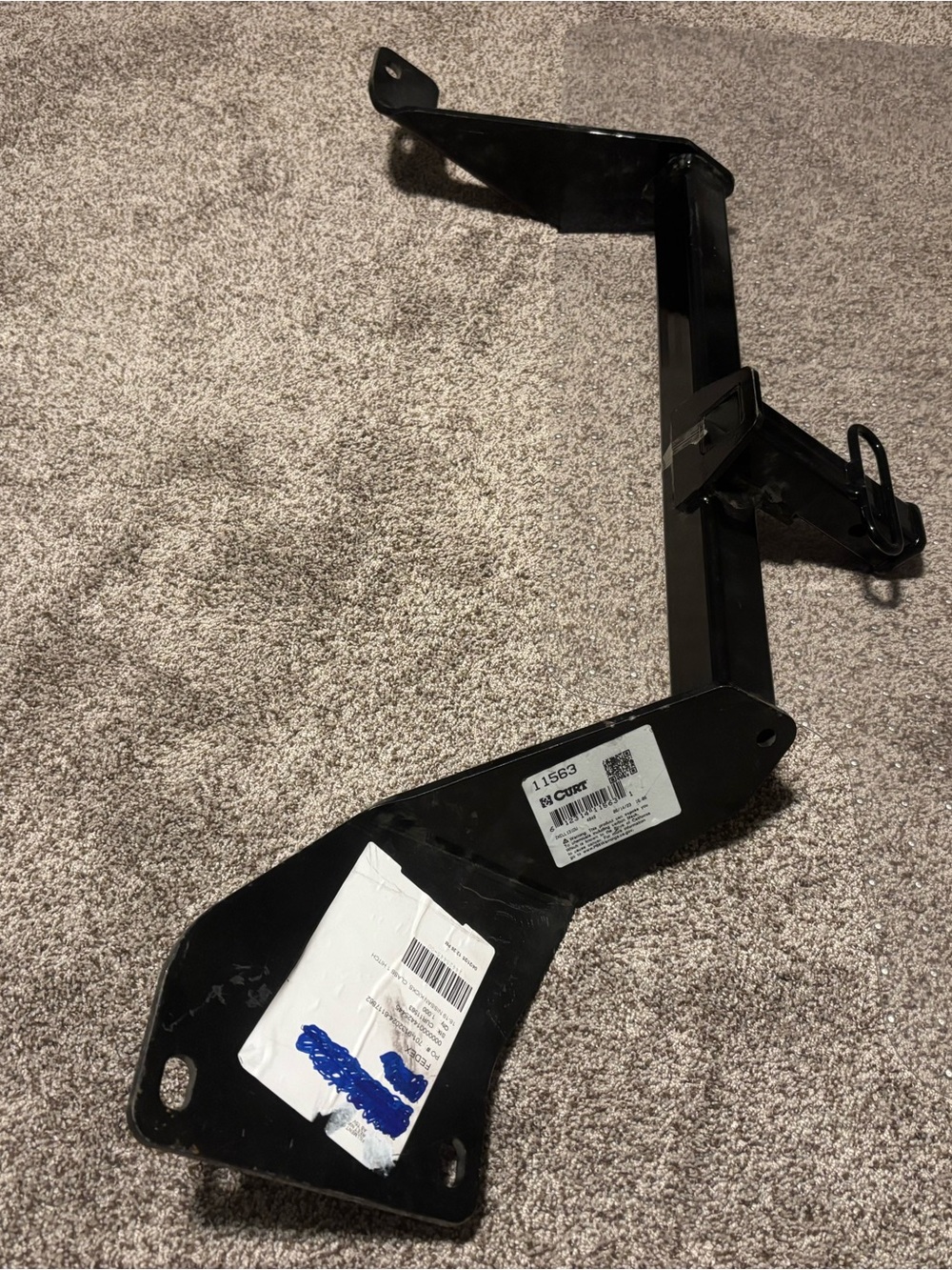Trailer Hitch for Nissan Kicks 2018-2024 CURT 11563 Class 1, 1-1/4 inch receiver